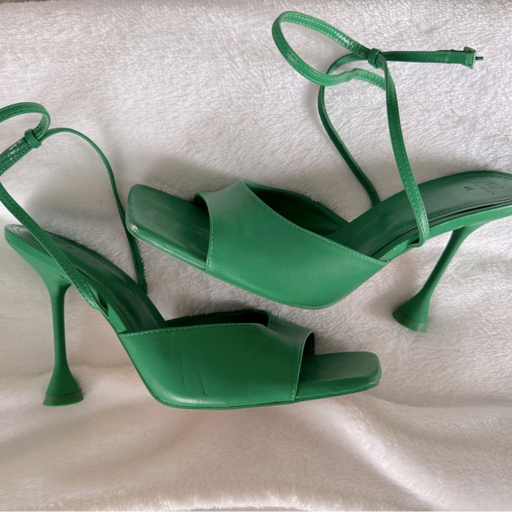 ZARA green heels size 41